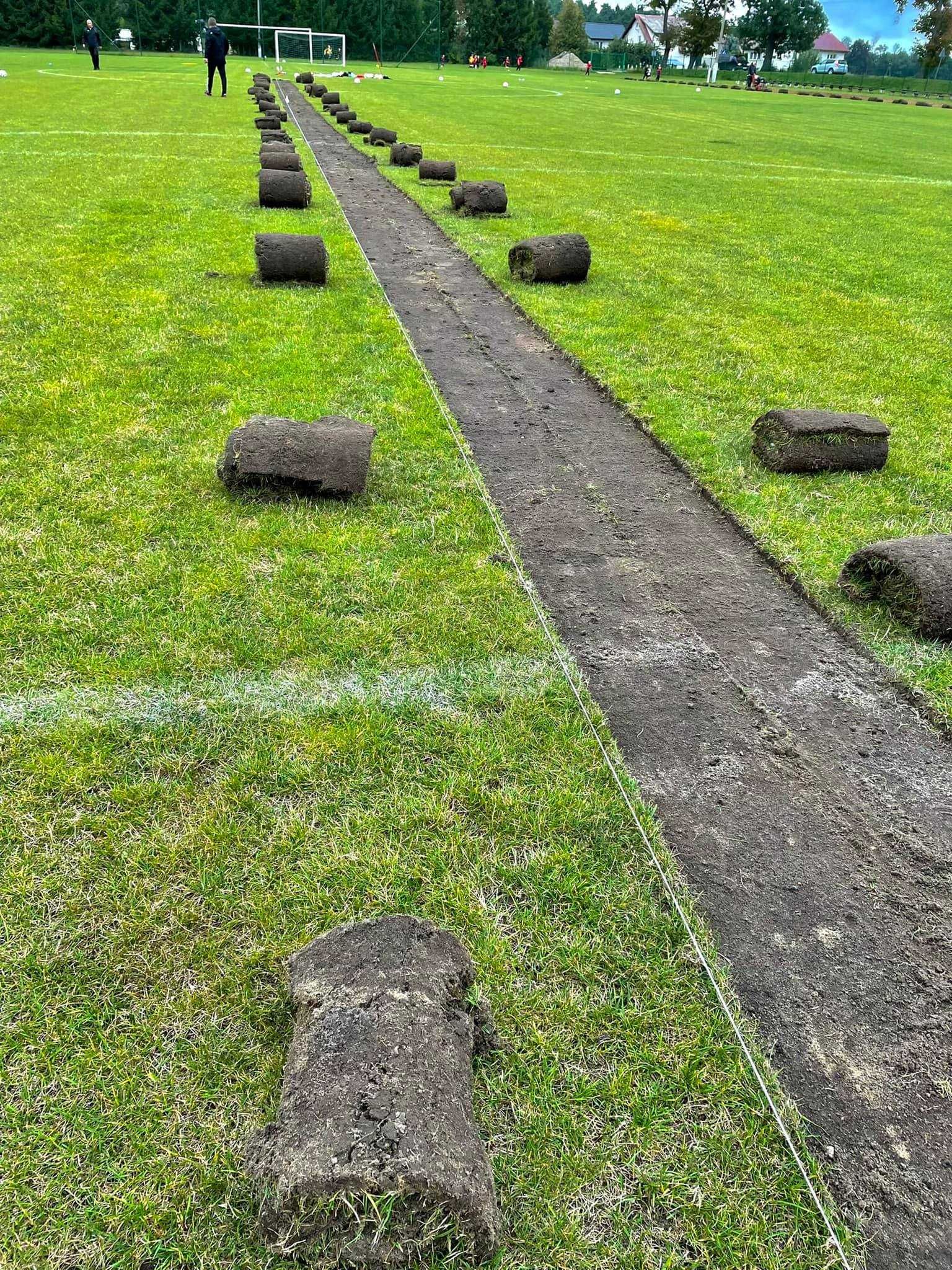 Nawadnianie Stadionów, Boisk