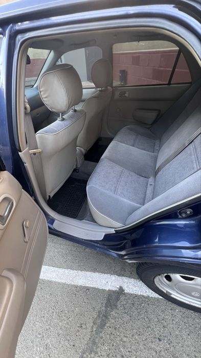 Продам Toyota Corolla 2000г