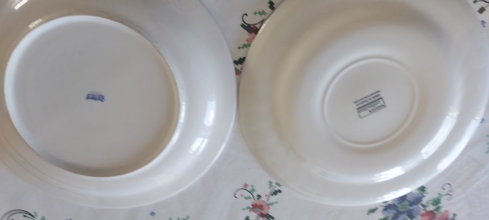 Conjunto de pratos ingleses