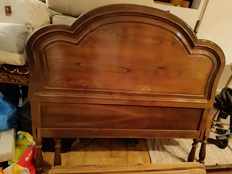 Cama de casal (estrutura).