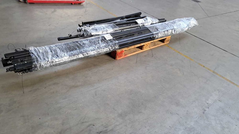 Zestaw oświetlenia LED do biur magazynów