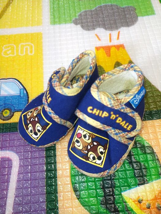 Пінетки сандалі босоніжки тапочки чешки