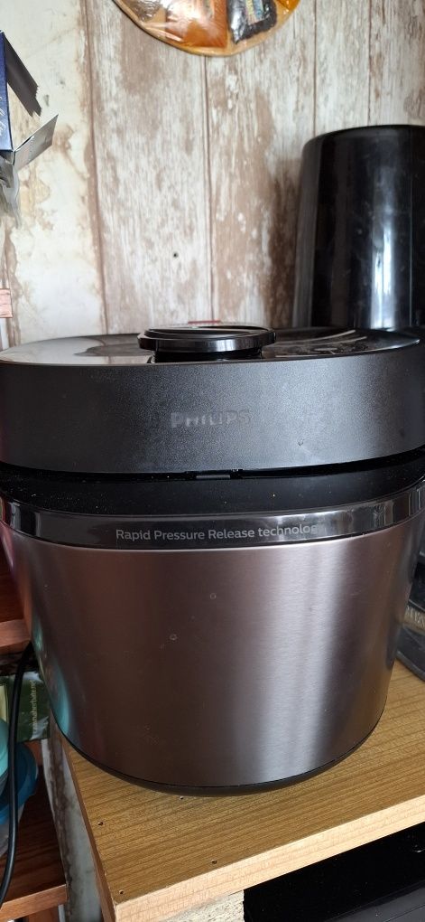 Multicooker ciśnieniowy PHILIPS HD2151/40 All-in-One