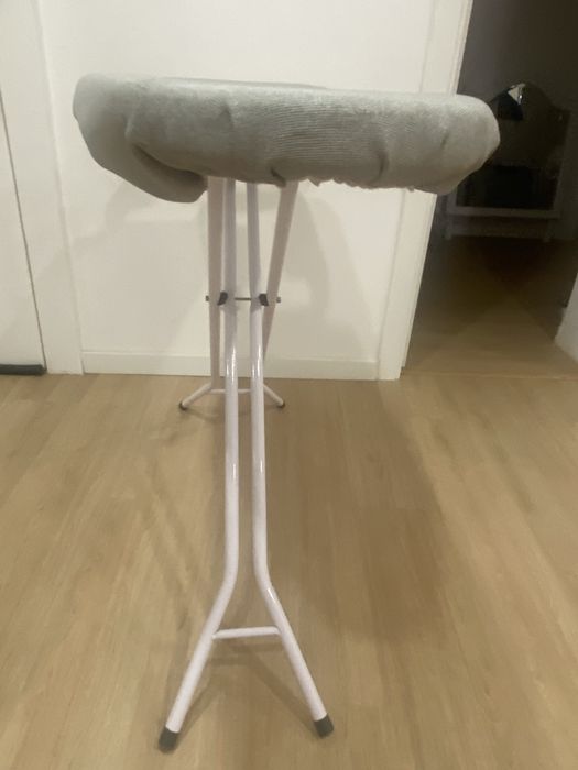 Tábua e ferro, em otimo estado, a trabahar bem