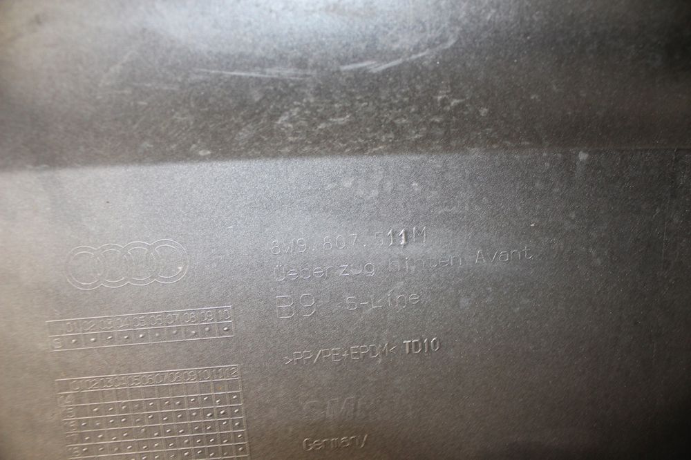 zderzak tył audi a4 b9 8w9 kombi s-line 8w9807511m