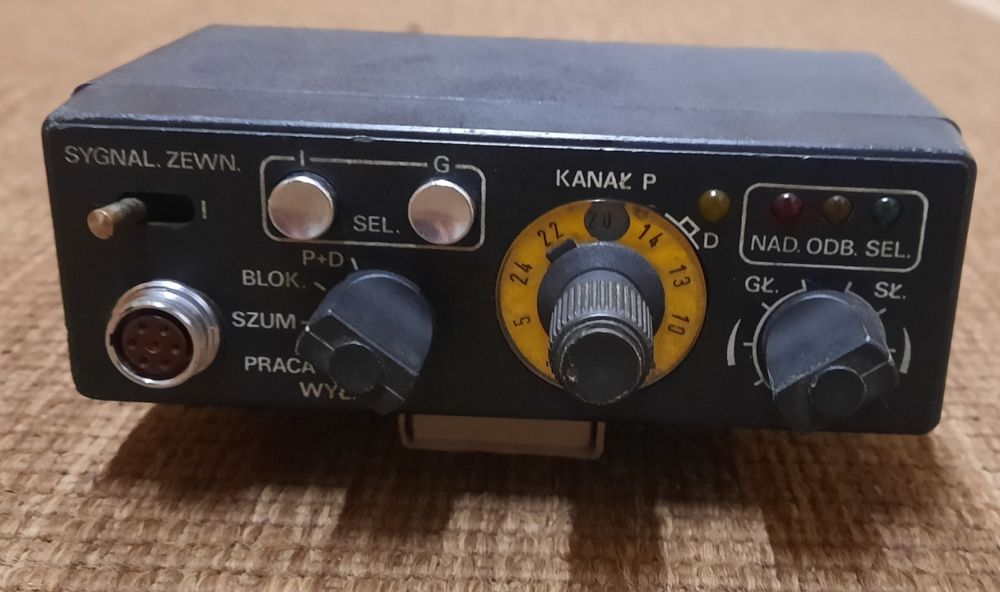 Milicja wtyczka radmor radiostacja zomo ormo unitra radiotelefon ptl