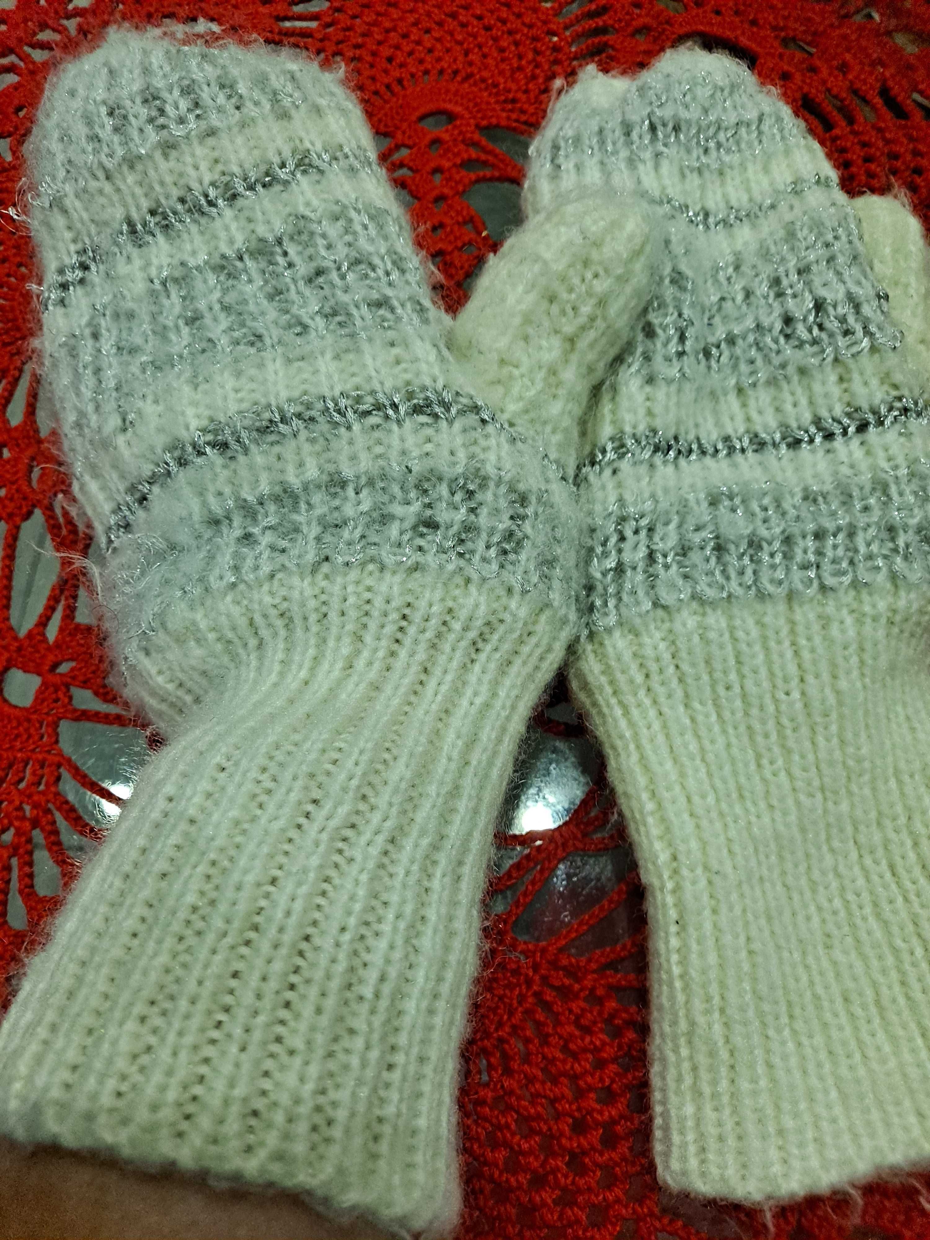 Rękawiczki damskie zimowe.