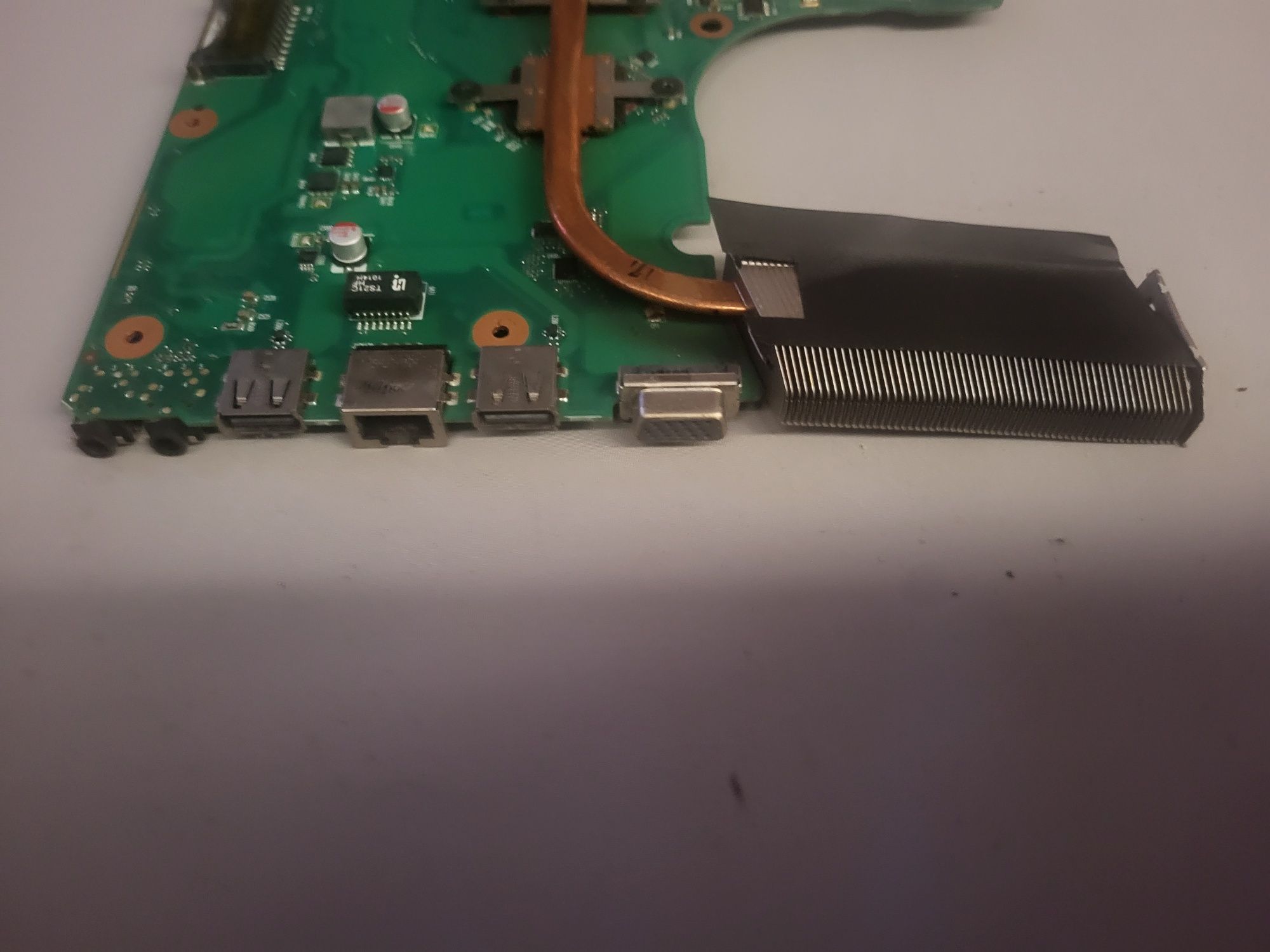 Sprzedam sprawną Płyte główną do laptopa TOSHIBA SATELLLITE C650D