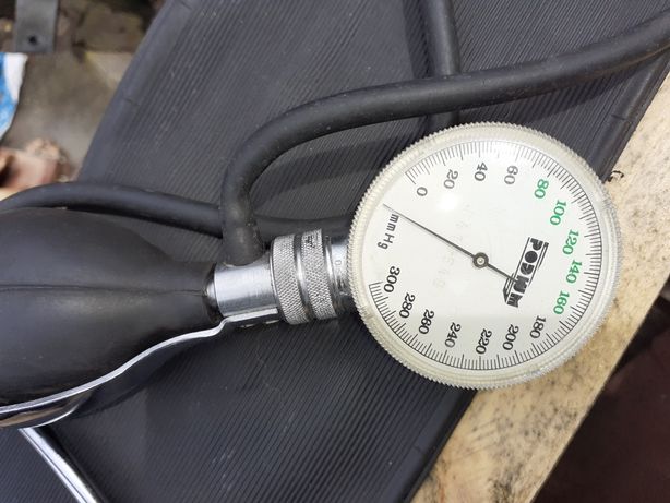 PODIUM - Medidor pressão arterial profissional com auscultador