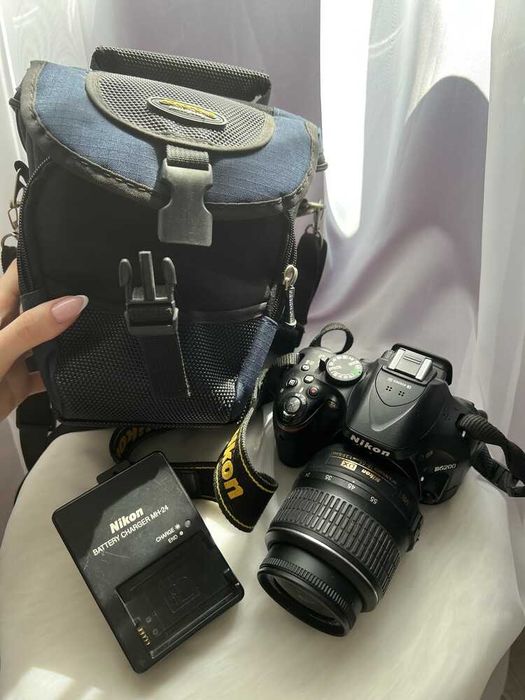 Nikon D5200 kit 18-55mm фотоапарат з сумкою дзеркалка дзеркальний