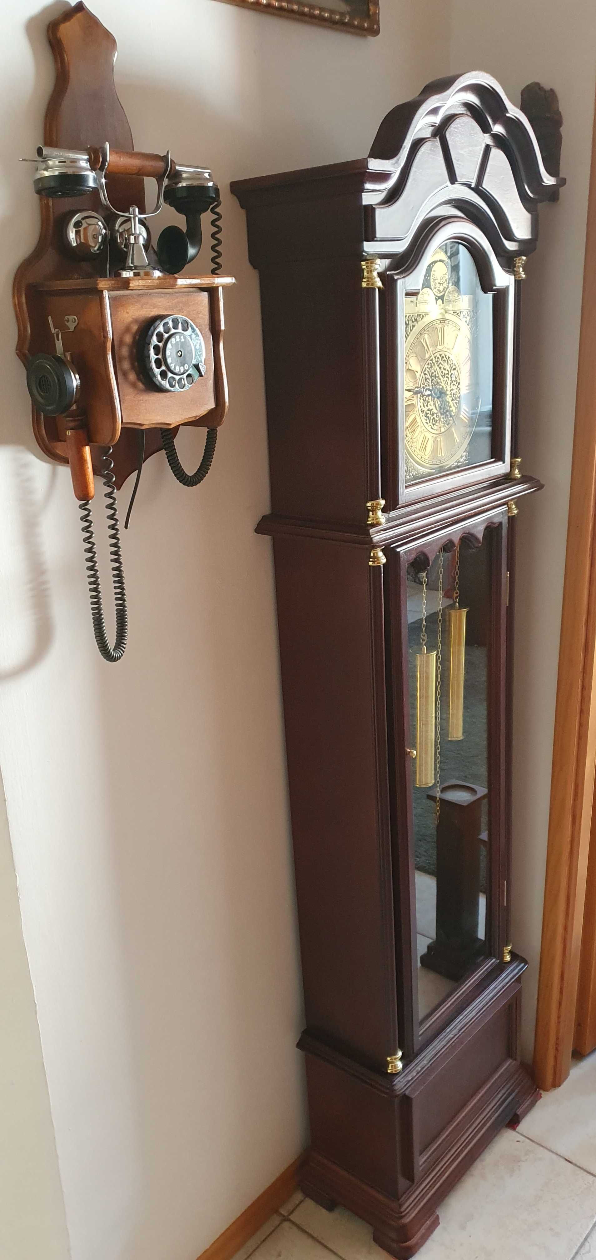 Telefon ścienny drewniany