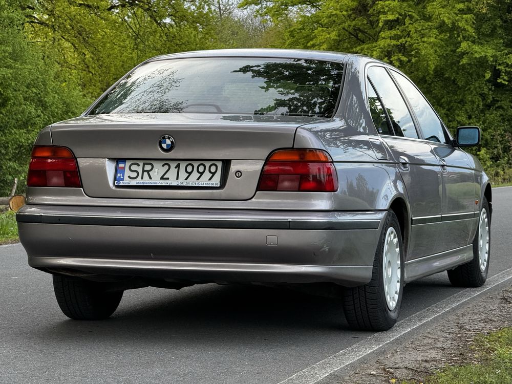 25lat 1wlascicel e39 2.5 bardzo zadbana automat bmw m52