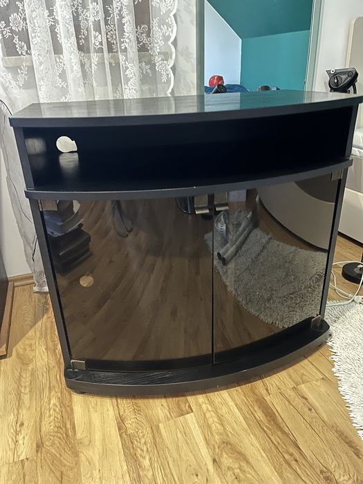 Szafka pod telewizor