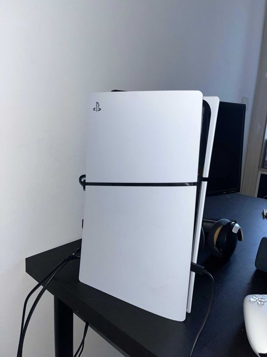 Vendo Playstation 5 Slim Digital 1TB