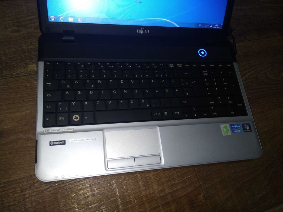Ноутбук i3 2310M 15.6 Fujitsu A531 320Gb 4gb DDR3 Webcam Meet zoom