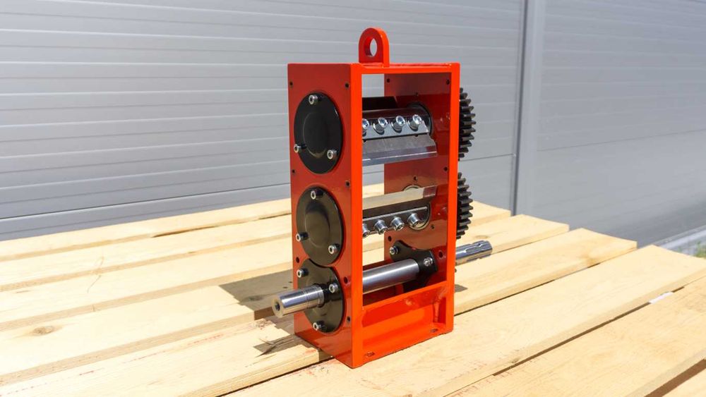 mechanizm Rębak walcowy REMET R-100 == rozdrabniacz do gałęzi