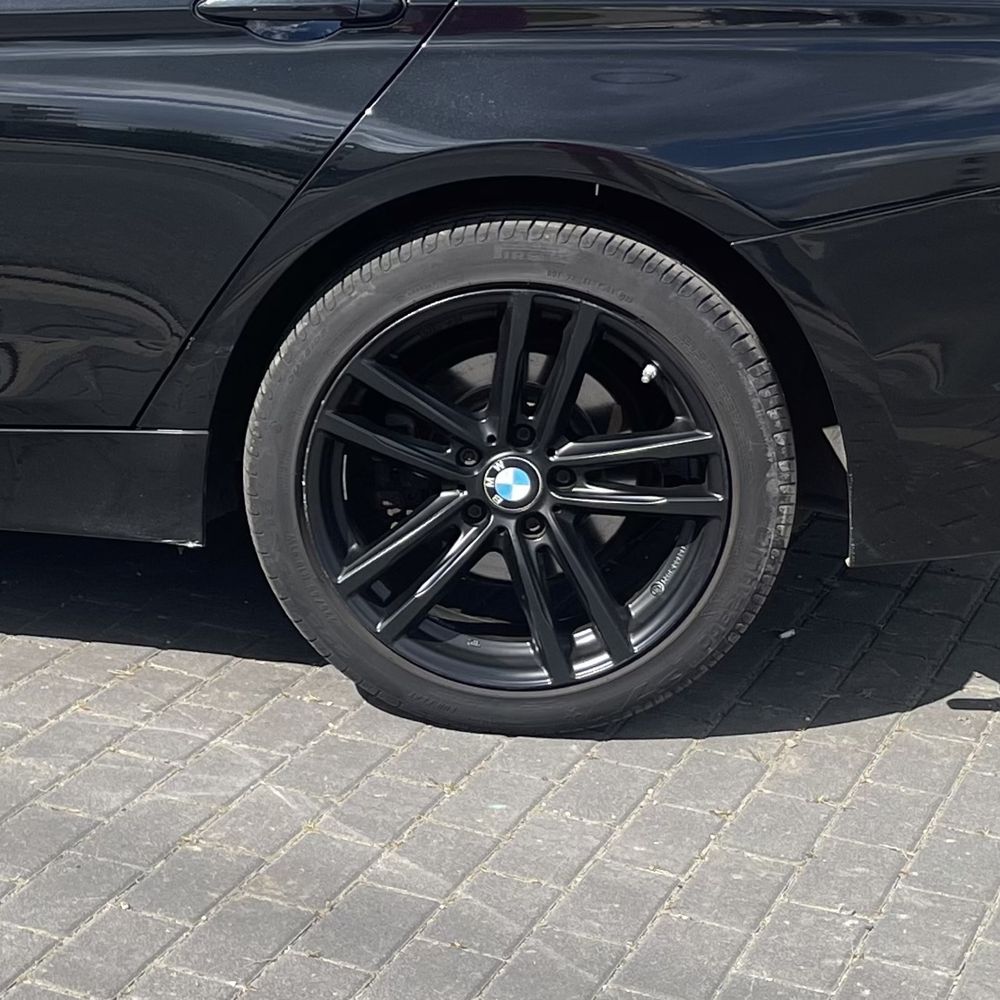 BMW Koła 18” felgi + opony letnie runflat Pirelli BMW Seria 3 318 F30