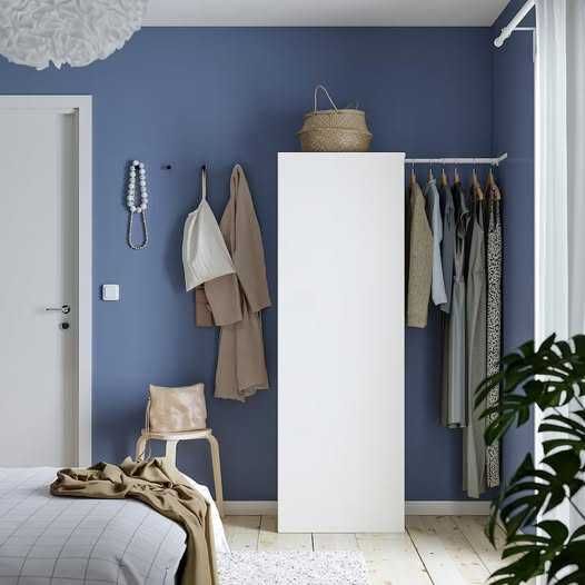 Movel / roupeiro Ikea com cabides exterior 3 prateleiras excelente