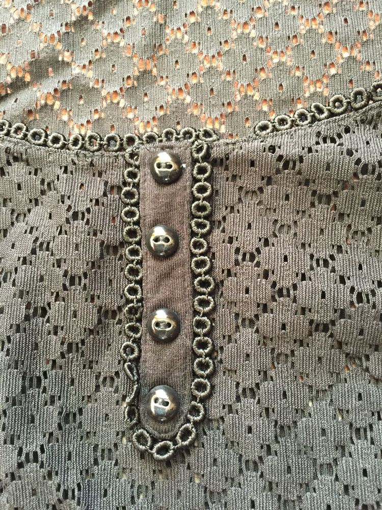 Czarna, elegancka bluzka M