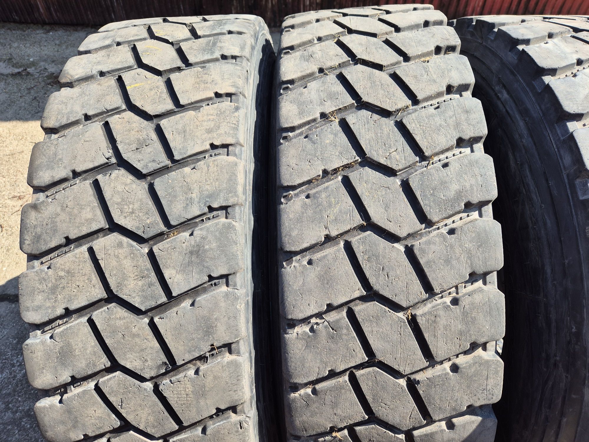 Opony 315/80r22.5