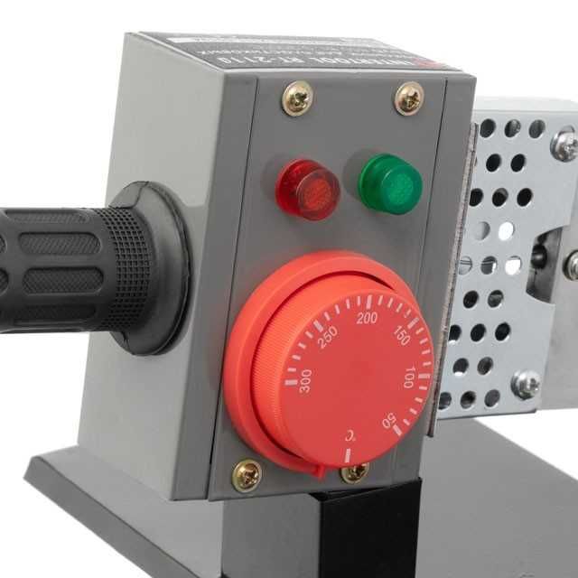 Паяльник для пластиковых труб, 850 Вт в металлическом кейсе INTERTOOL