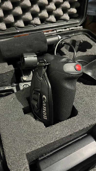 Canon C100 Mark II - MK II - Camera Cinema