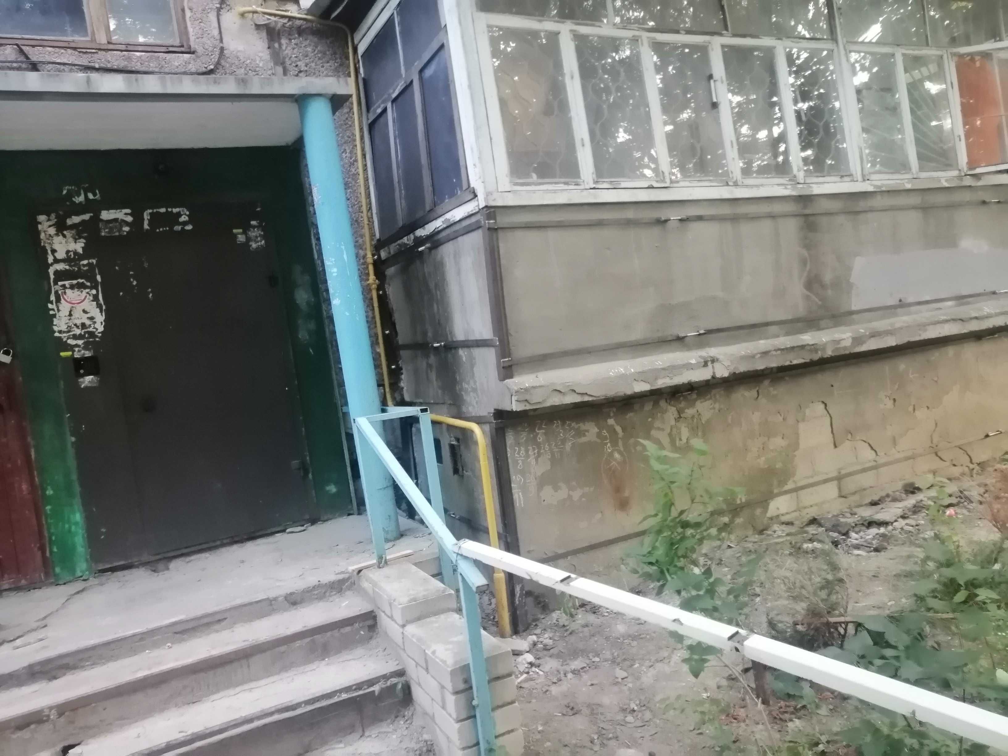Стяжка дома, усиление фундамента, строительные работы, стягивание дома