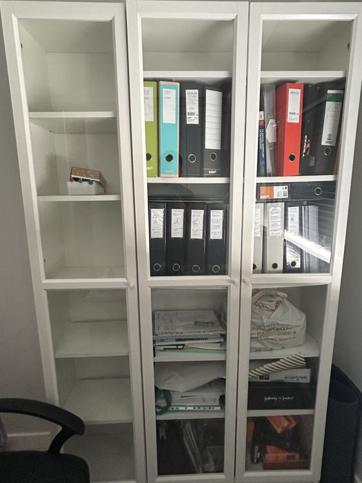 1 Estante/armário (Billy/oxberg) Ikea