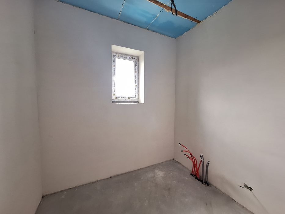 Будинок  + комунікації  +5 с Київський шлях 300 м