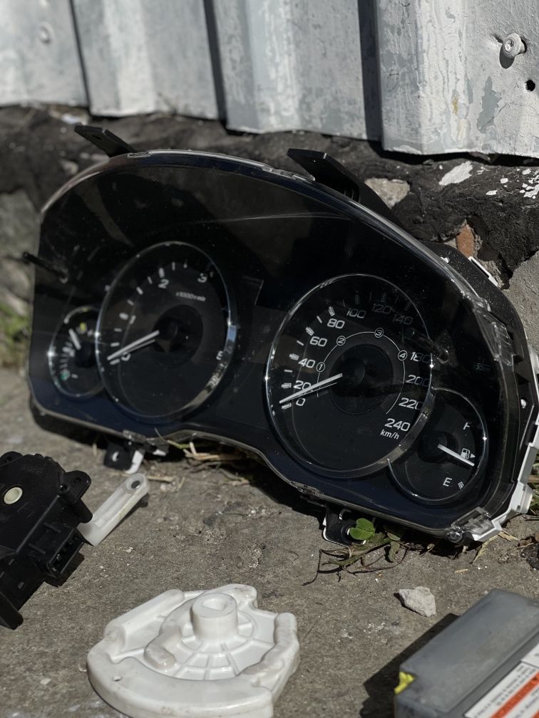 Реле омивача скла  реле склоочисника  Subaru outback br br b14 2.0 d L
