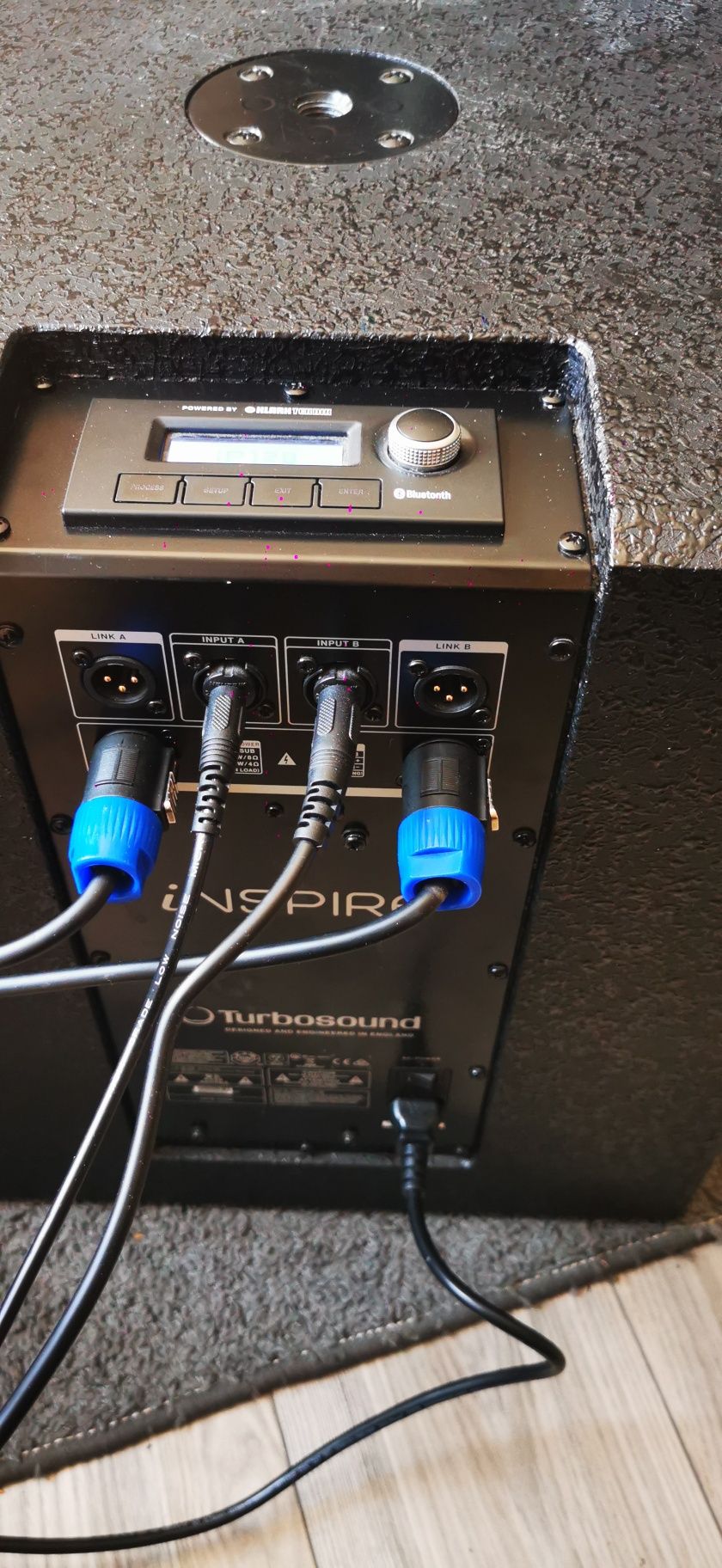 Nagłośnienie estradowe Turbosound subwoofer ip12b + 2 kolumny BT