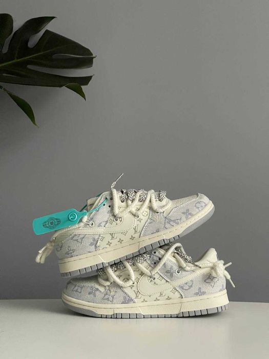 Кросівки Nike SB x Louis Vuitton White Grey найк данк луі віттон сірі