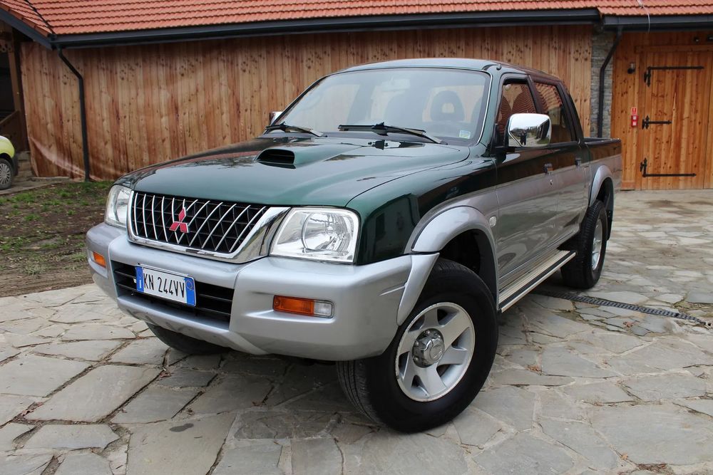 Mitsubishi L200 Silnik2,5Napęd 4x4ReduktorBlokada129oootys.przebieguStan Wzorowy