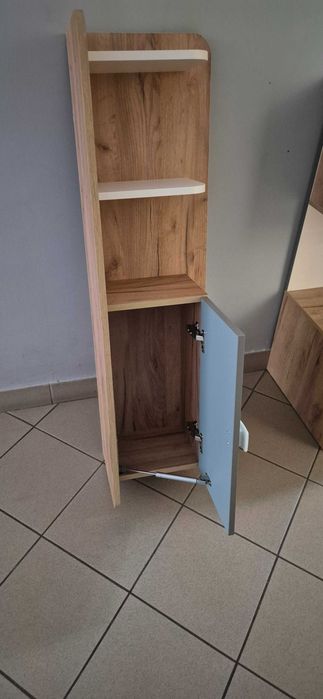 fajny komplet mebli młodzieżowych - biurko, półka, szafka