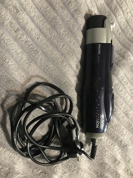 Стайлер Philips.