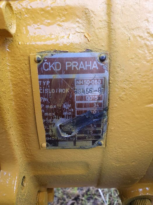 Продам  Трактора