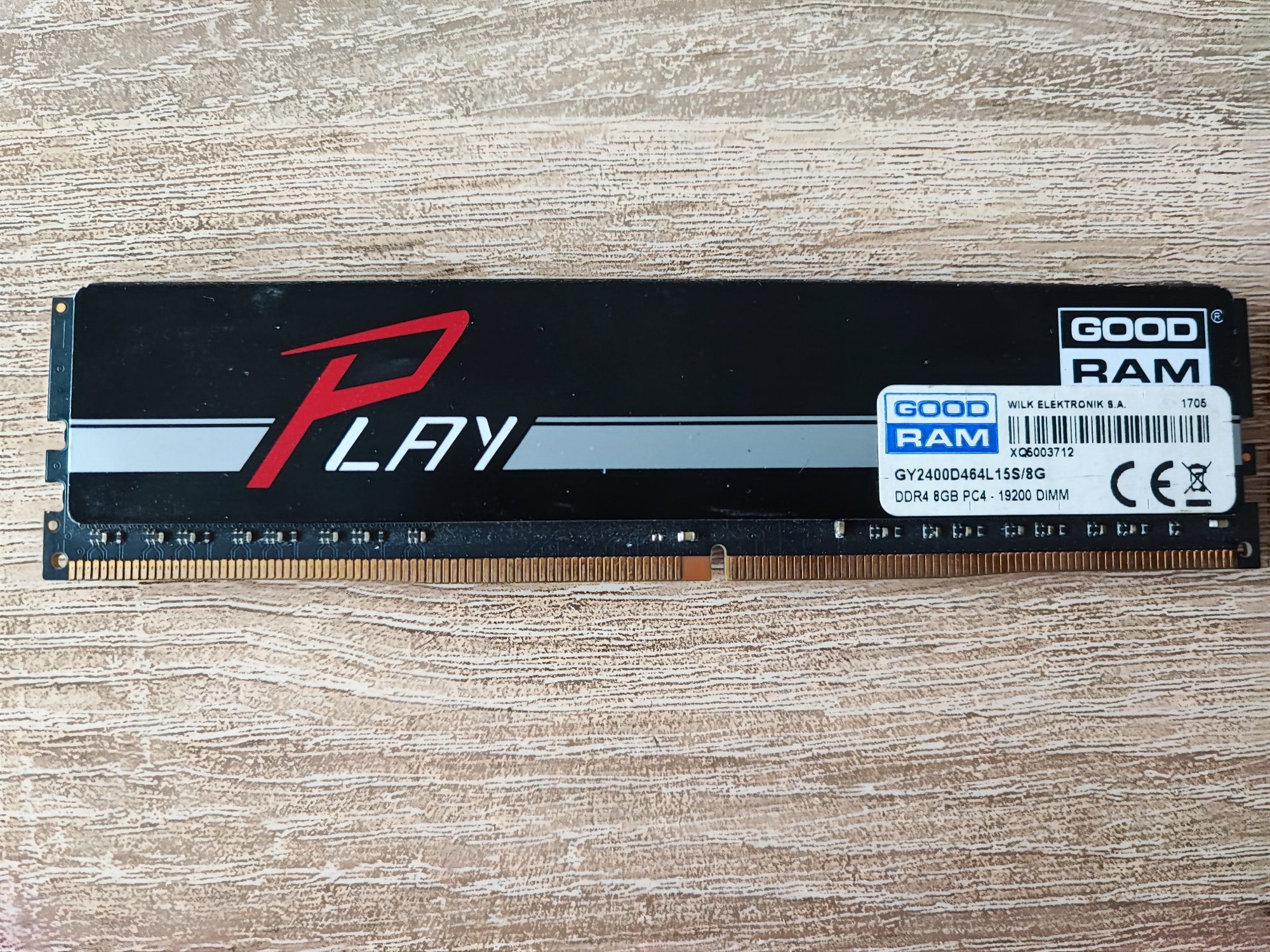 Пам'ять DDR4 GOODRAM GY2400D464L15S/8G