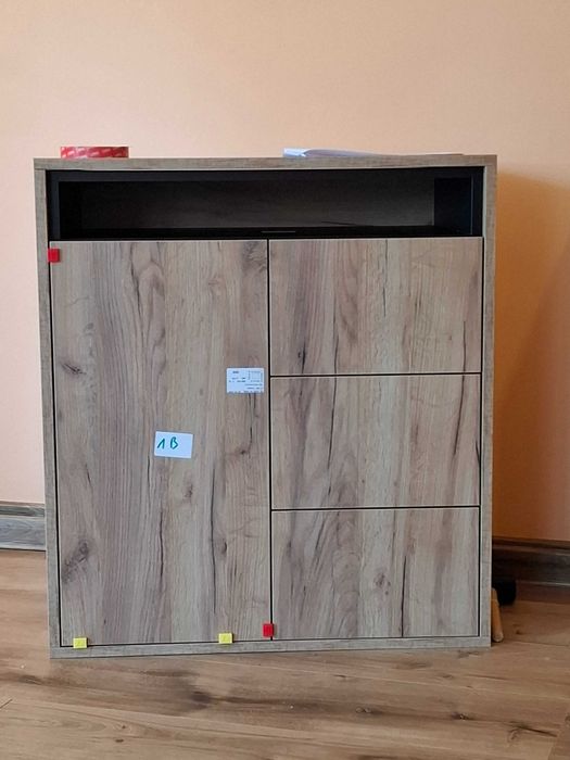 Meble na wymiar: Szafy, Garderoby, Łóżka, Kuchnie