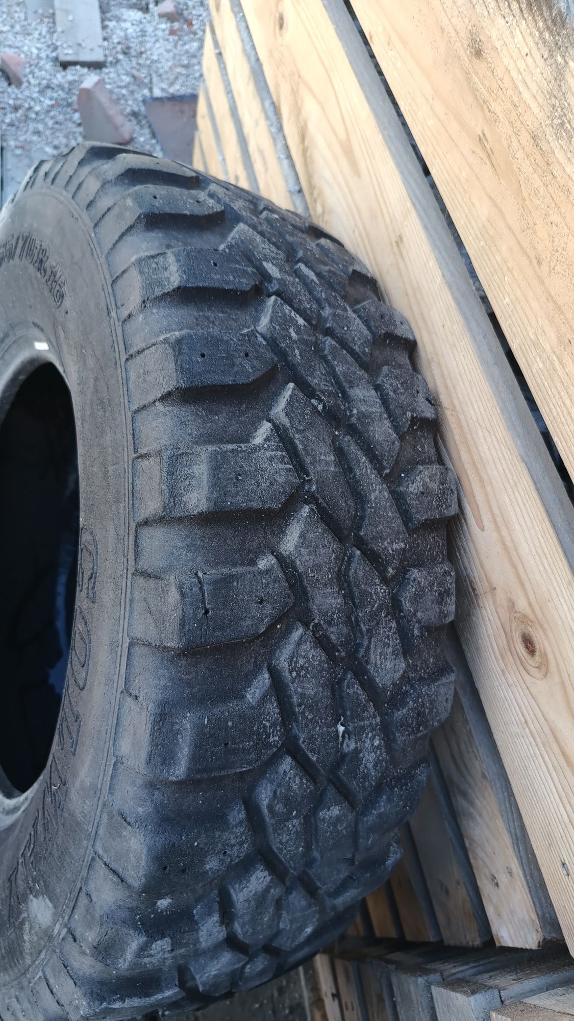 Opony terenowa mt 265/70 r16