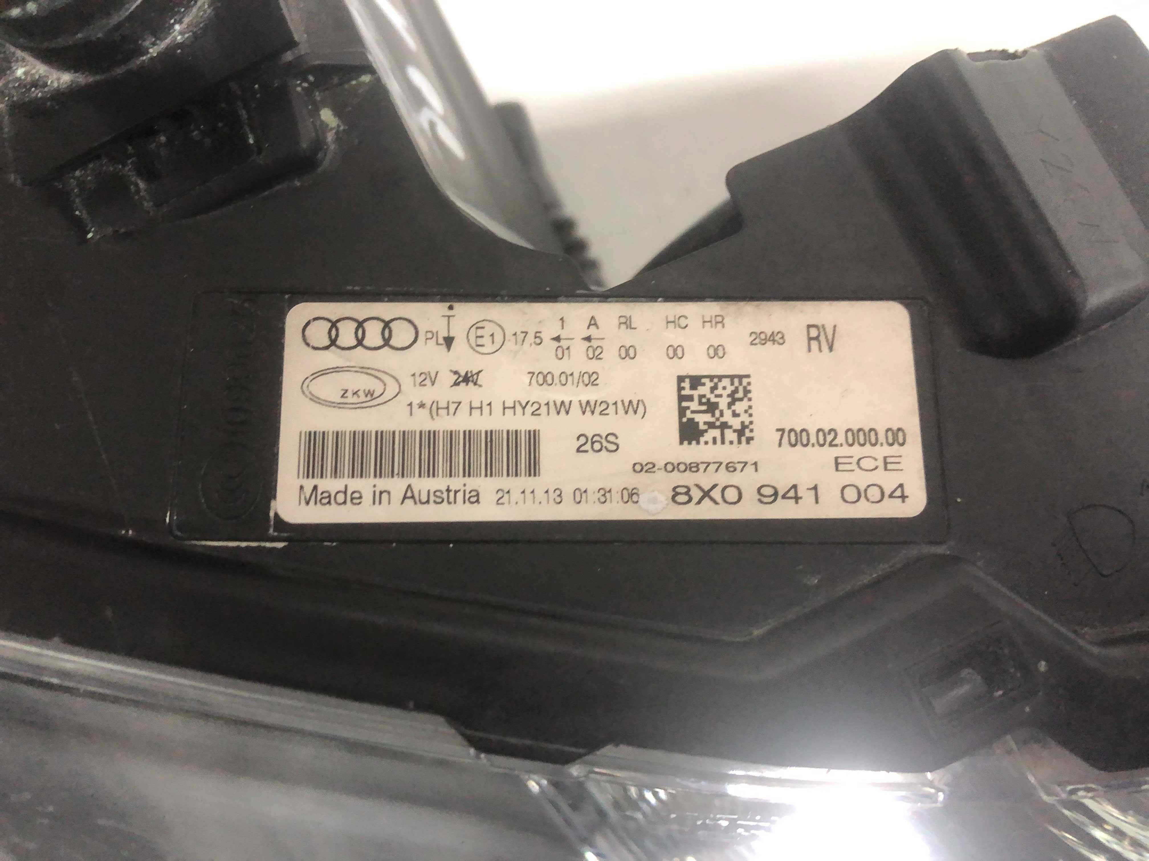 Audi A1 8X0941006 8X0941004J 8X0941004 до рест фари