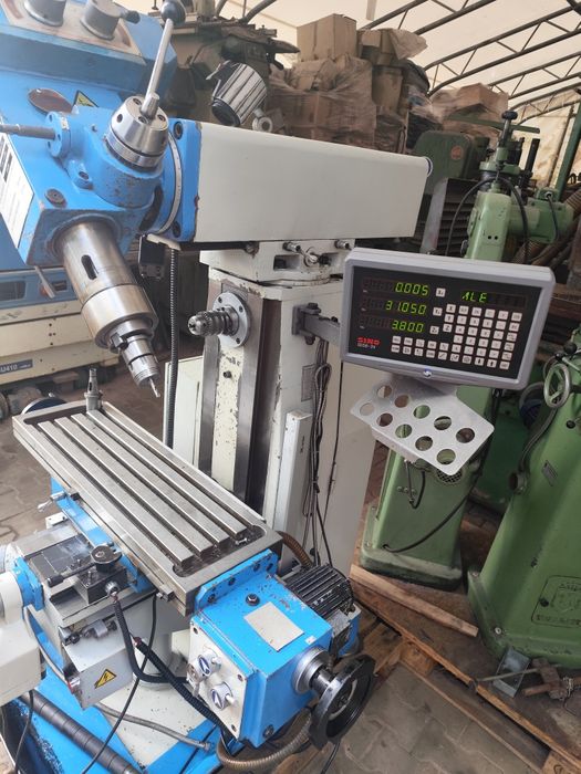 Frezarka do metalu wiertarka odczyty Wiertarko tokarka  piła taśmowa