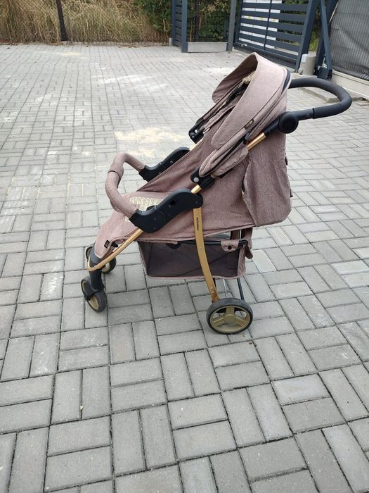 Sprzedam wózek spacerowy