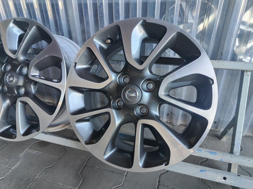 Oryginalne Felgi aluminiowe Opel 6x15'' 4x100 ET45 TMPS