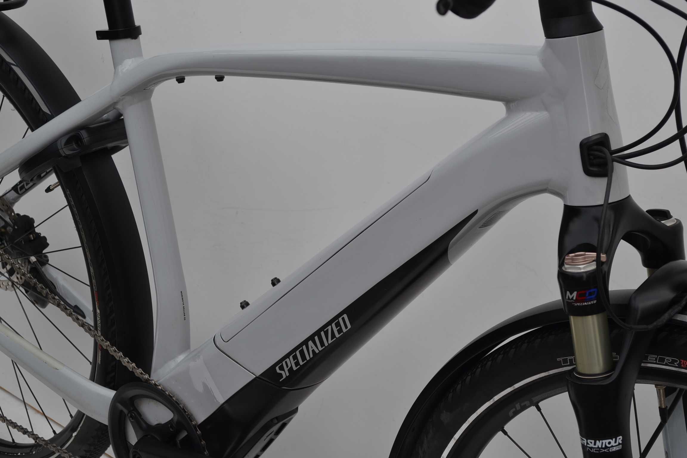 Elektryczny Specialized turbo vado4.0 centralny silnik rama 19 L 504Wh