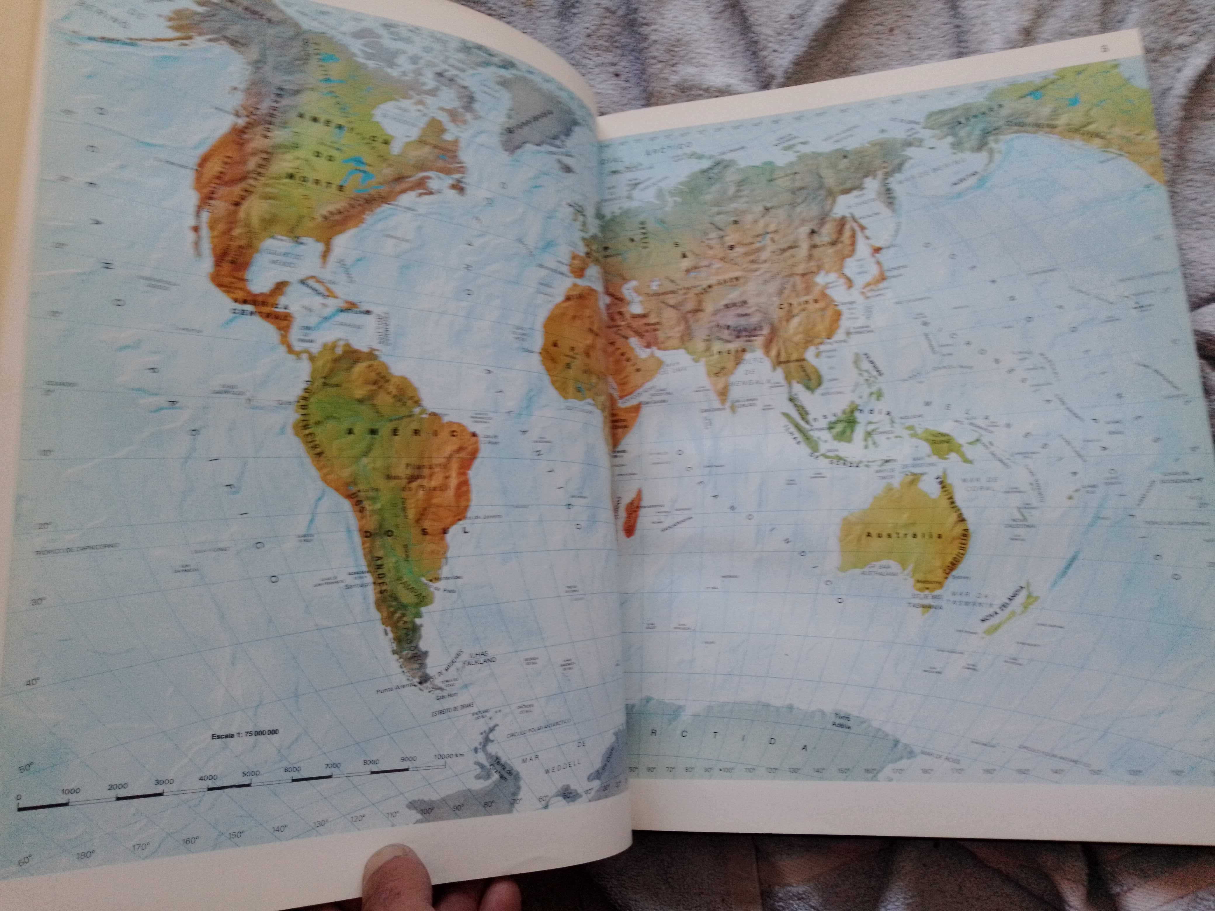 Livro Atlas de Portugal 1988