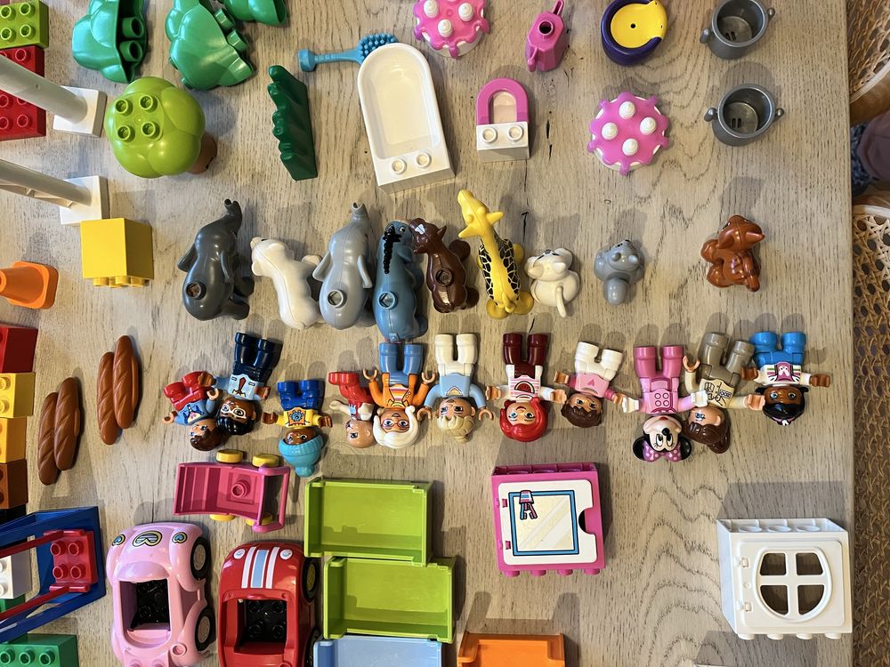 LEGO DUPLO zestaw ok. 180 elementów
