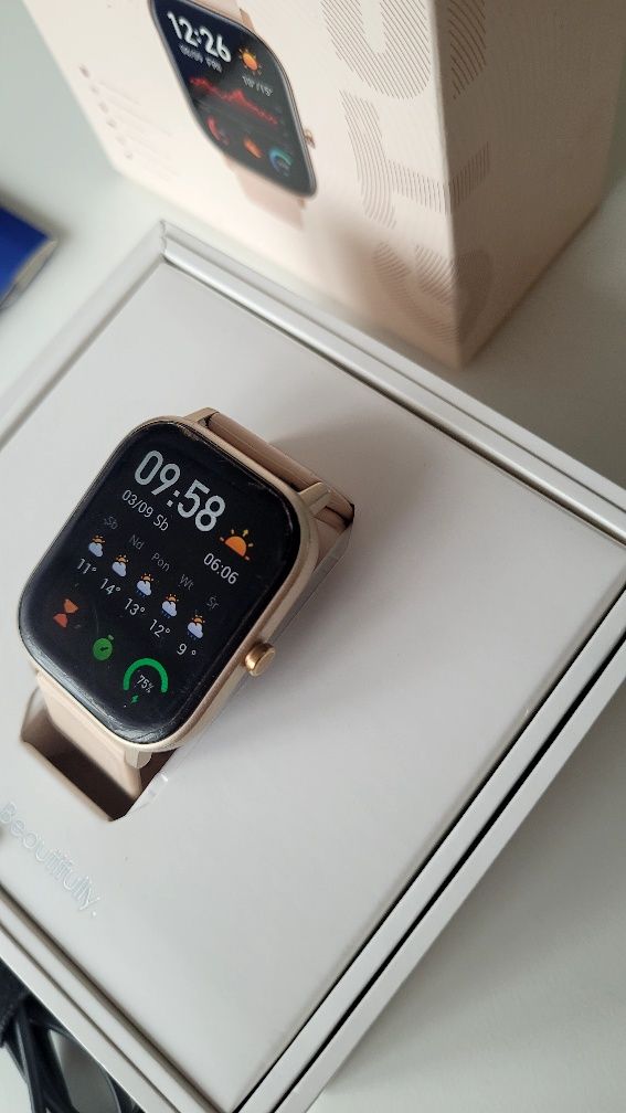 Kobiecy elegancki Smartwatch Xiaomi Amazfit GTS różowy