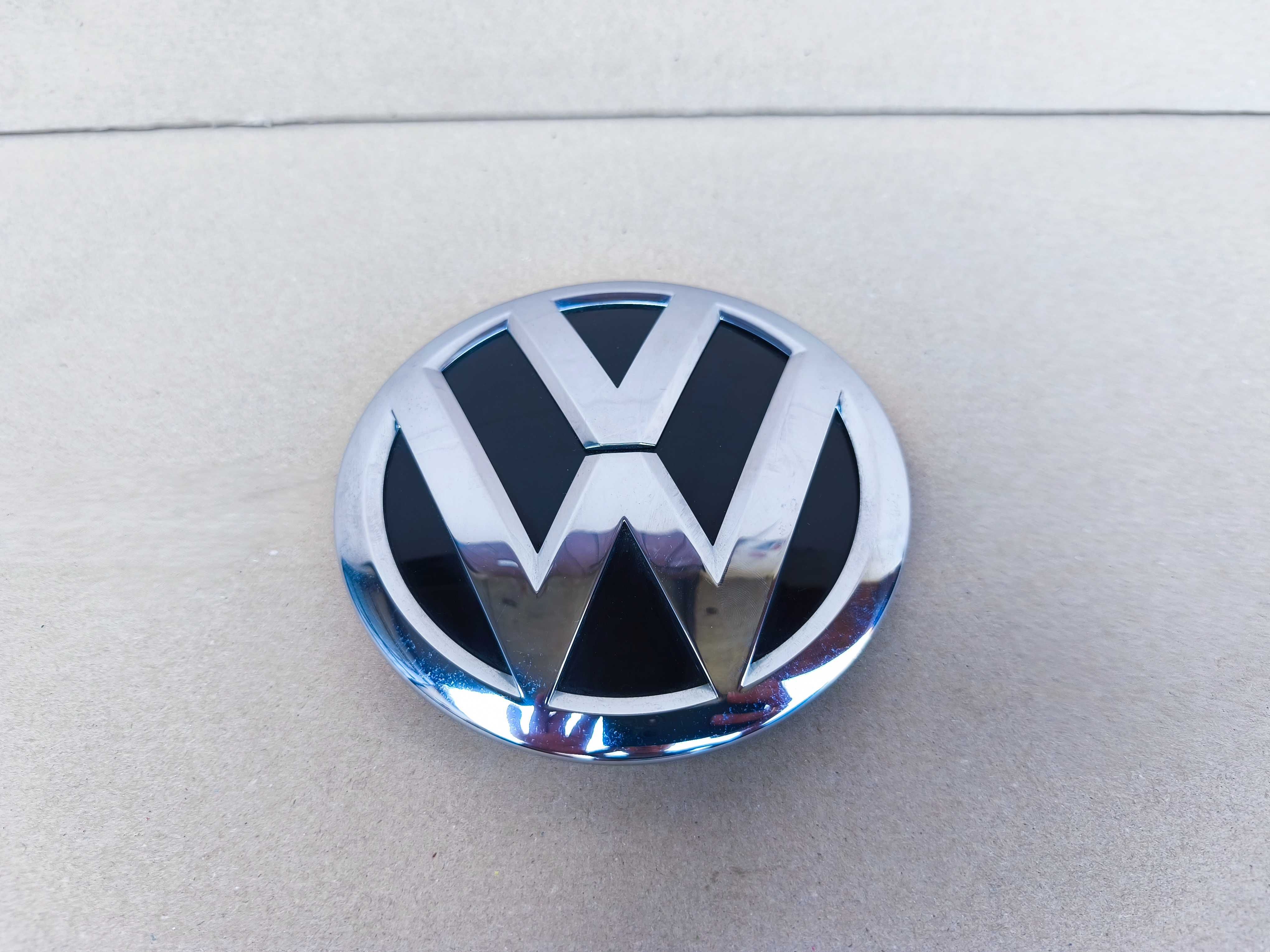 VW Touareg II 7P6 emblemat znaczek grill atrapa logo 7P6.853.601D
