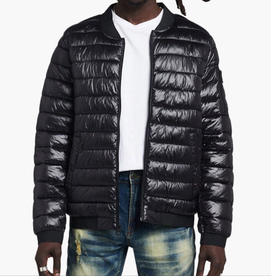 Оригінал 100% чоловічий легкий пуховичок- бомбер GUESS  L