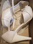 Buty ślubne nowe